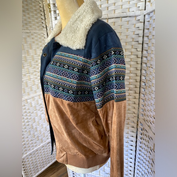 NWT Hem & Thread Tribal Bomber Style Jacket Bohemian Style Velvety Soft Waist - Picture 5 of 11
